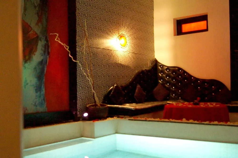 Villa With 8 Bedrooms in Marrakesh, With Indoor Pool, Furnished Terrac