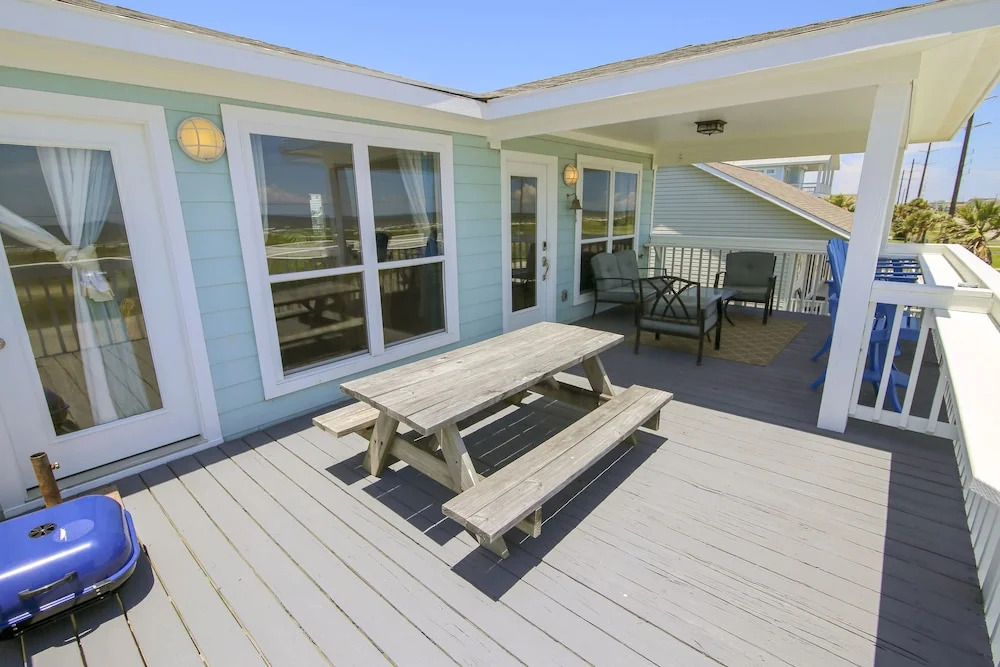 Dat View Tho! - 4 Br Home