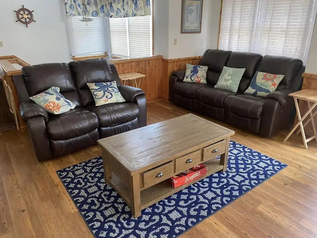 OBX Family Home with Pool - pet friendly - close to beach