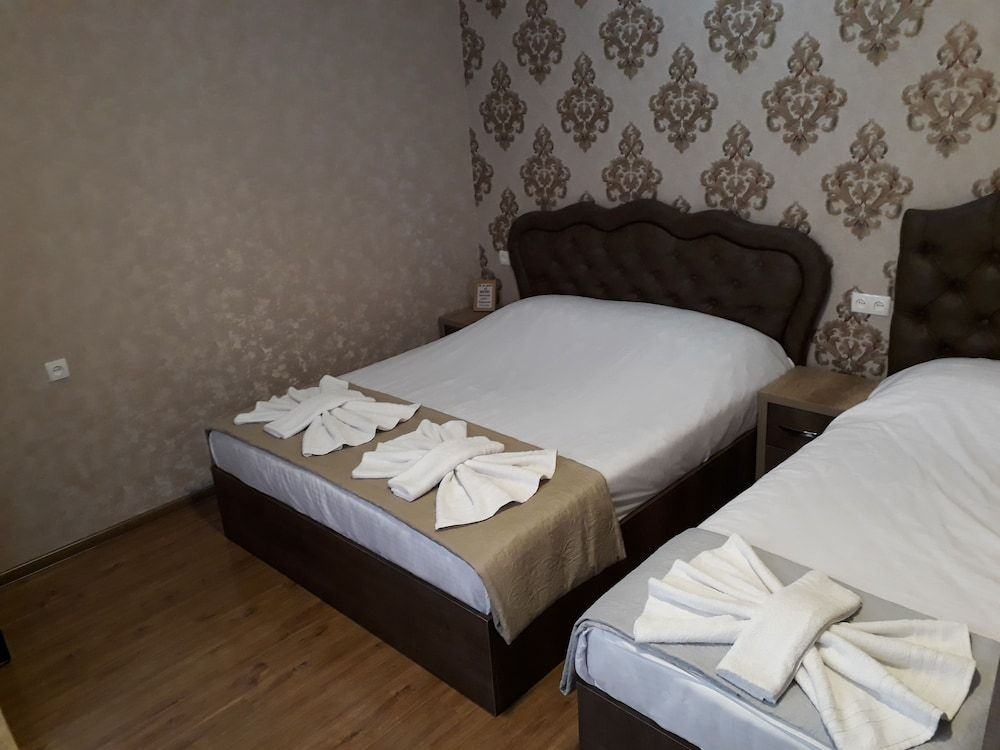 Отель «Лотос»