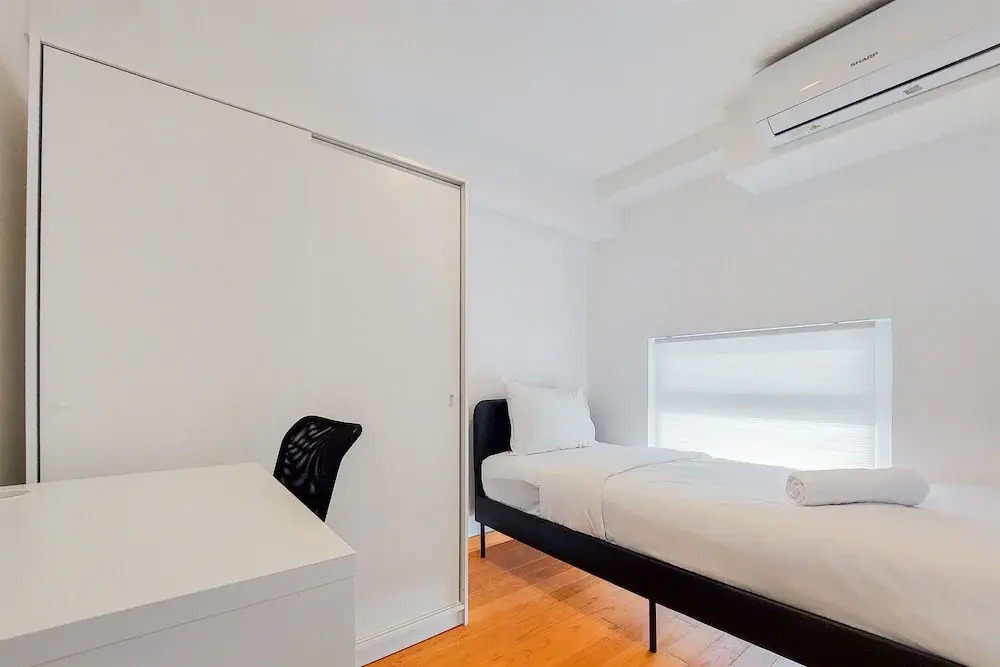 Spacious And Elegant 3Br Loft At Kingland Avenue Apartment