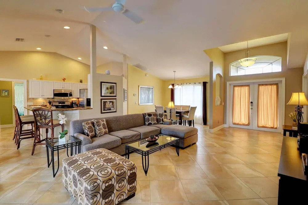 3513 SW 29th Ave