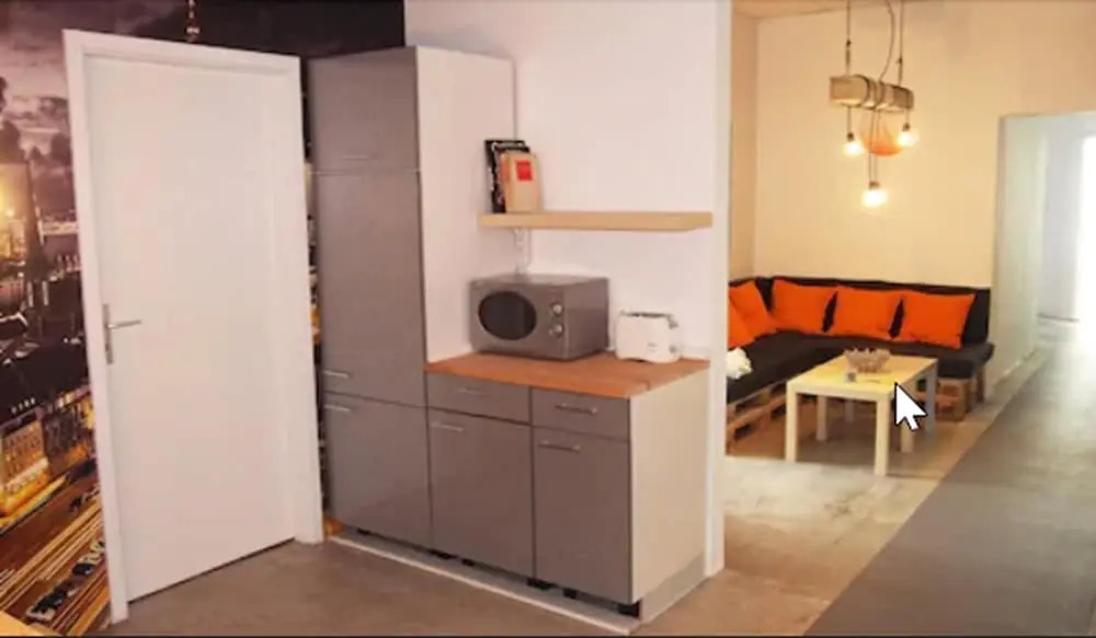 Box61 Art Concept Flat