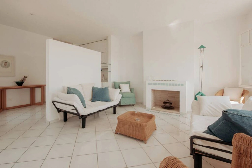 Sea-Front House With Private Beach, Sounio