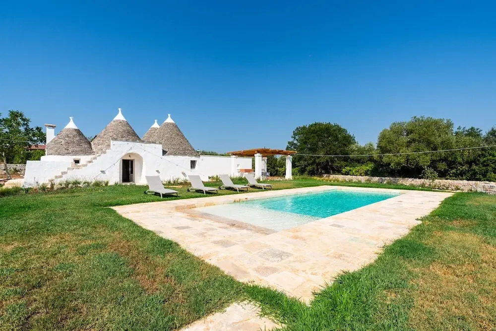 4152 Trulli Salsapariglia by Perle di Puglia