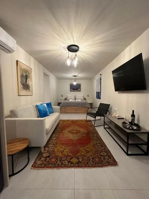 Porphyra Studio
