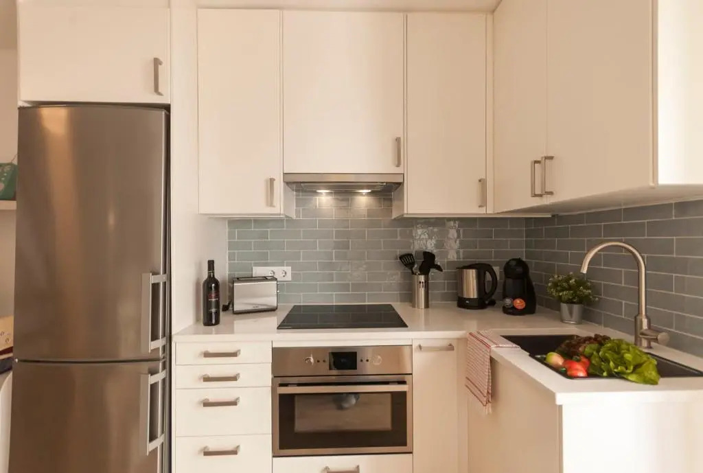 Lets Holidays Centric House with Parking
