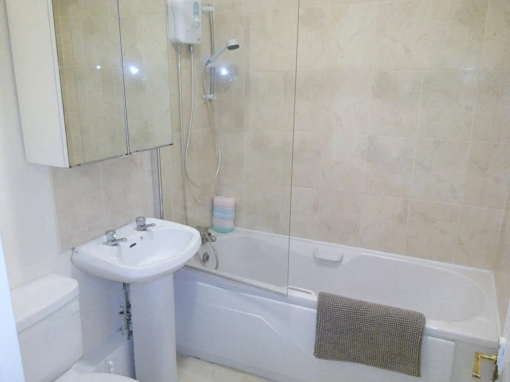 Middle Gardiner Street Apartment