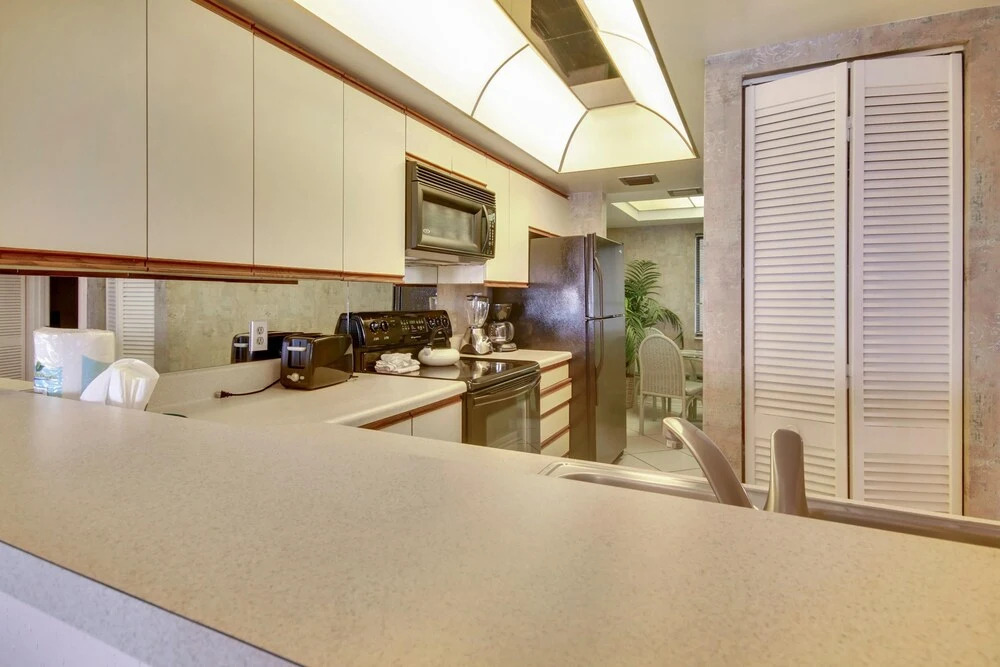 Land's End 404 Building 3 Top Floor With Stunning Water View