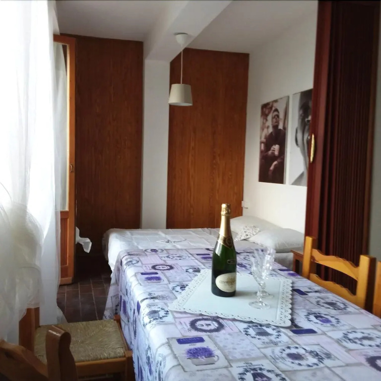 Holly Guest House