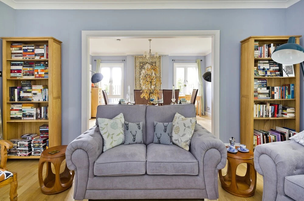 Delightful Apartment in Prime Location Near Hampstead Heath by Underthedoormat