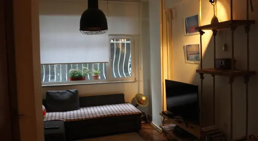Locally Istanbul Flats