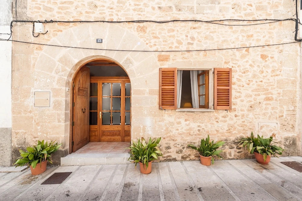 Artist House