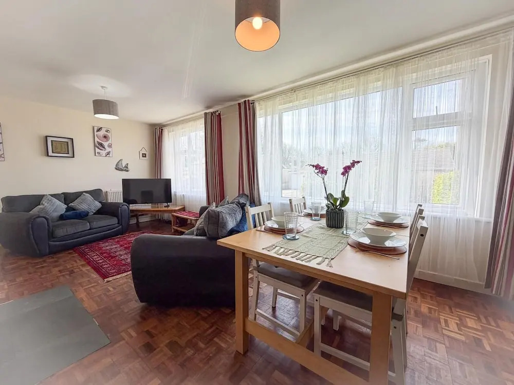 Indigo Blue - 2 Bedroom Holiday Home - Manorbier