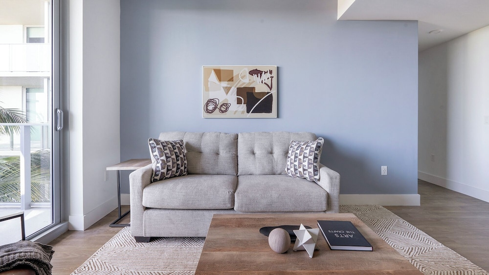 Landing Furnished Apartments - Naples, FL