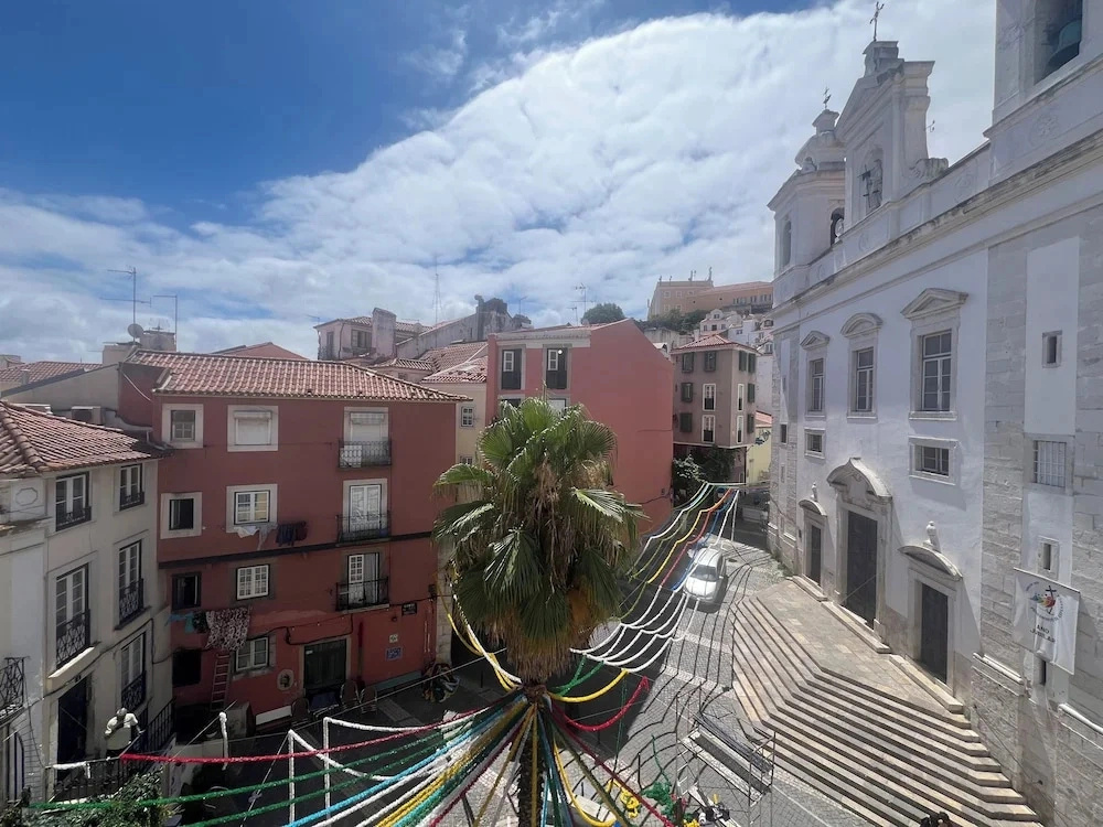 The Light Alfama