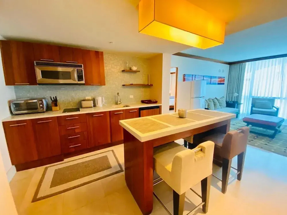 Carillon Miami Beach Private Luxury Suites