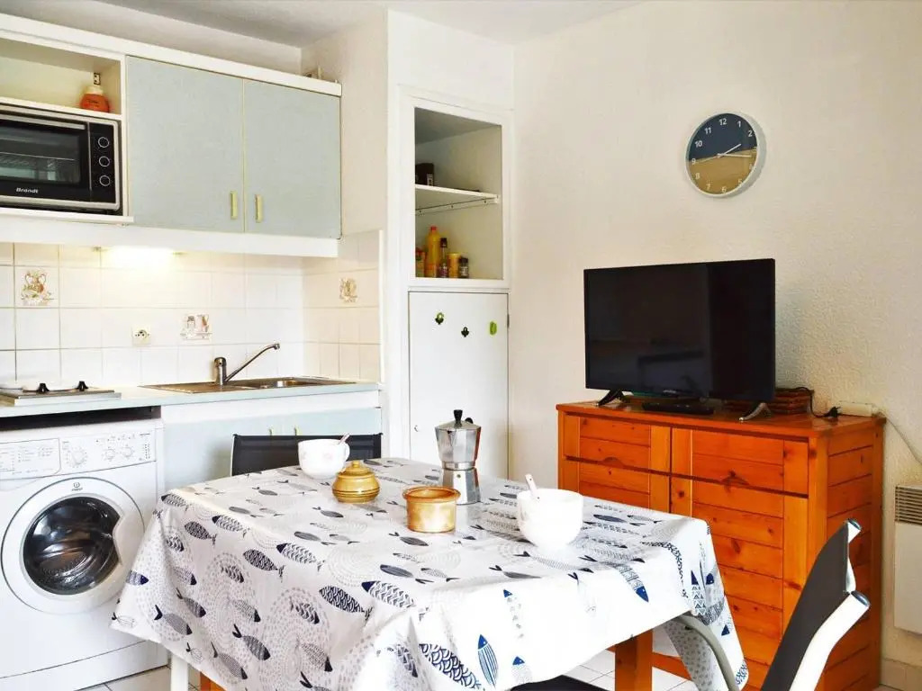 Appartement Le Lavandou, 2 pièces, 4 personnes - FR-1-251-411
