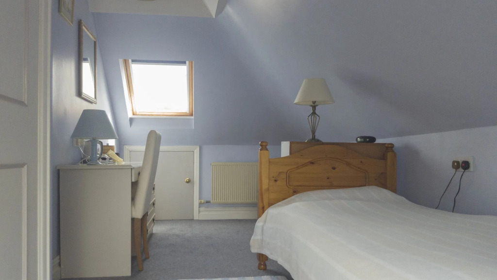 Sandfield House