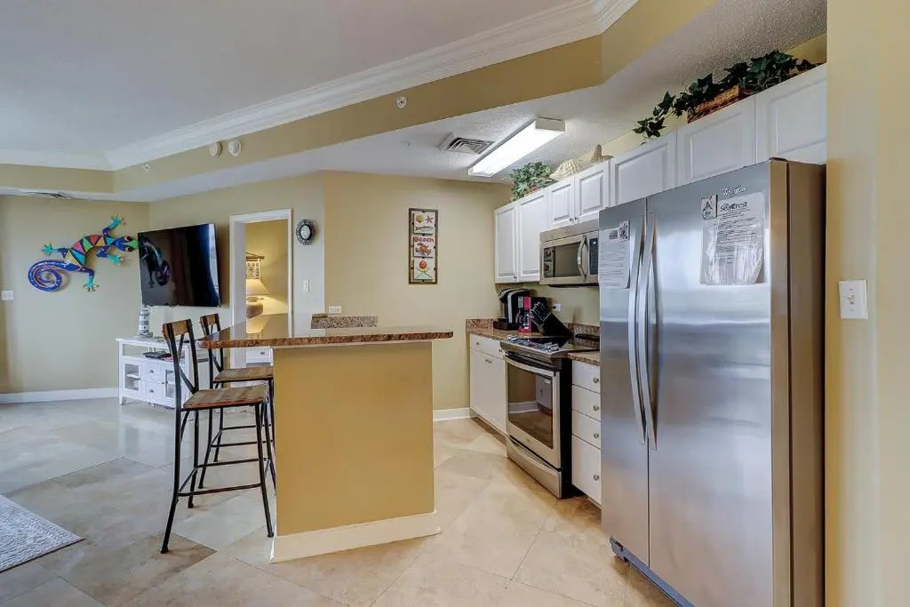 2309 SeaCrest 3 BR Forest Beach Condo