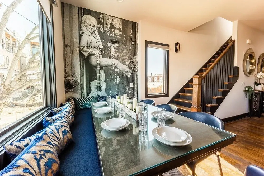 Broadway Getaway-rooftop Patio-mins to The Gulch