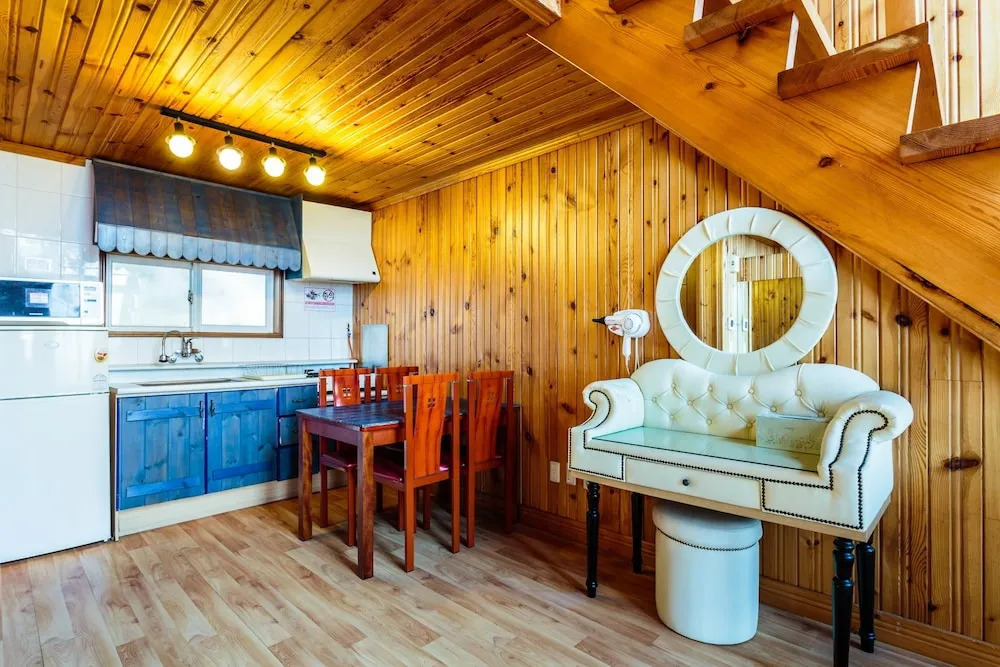 Santorini Pension