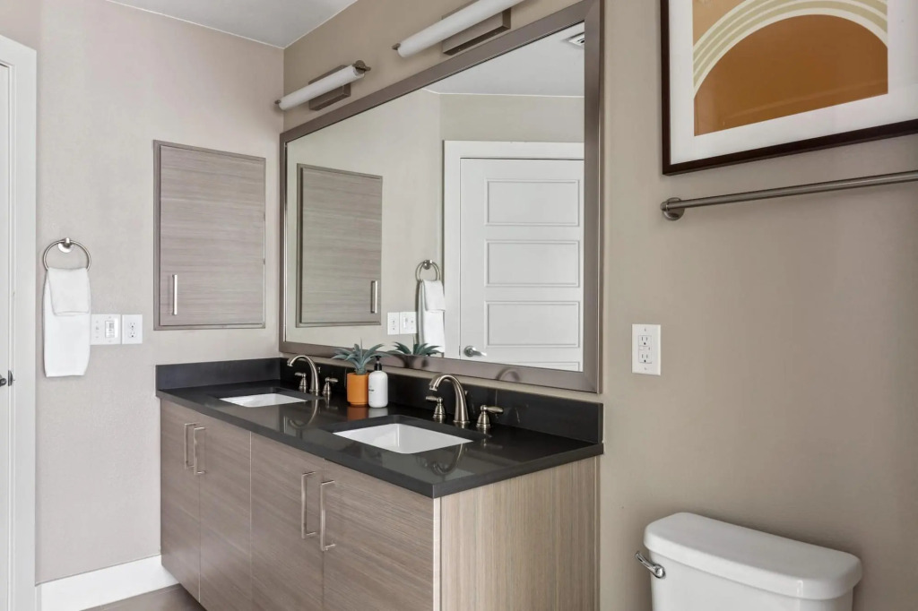 Denver | Spacious 2BD/2BA Riverfront Apartment
