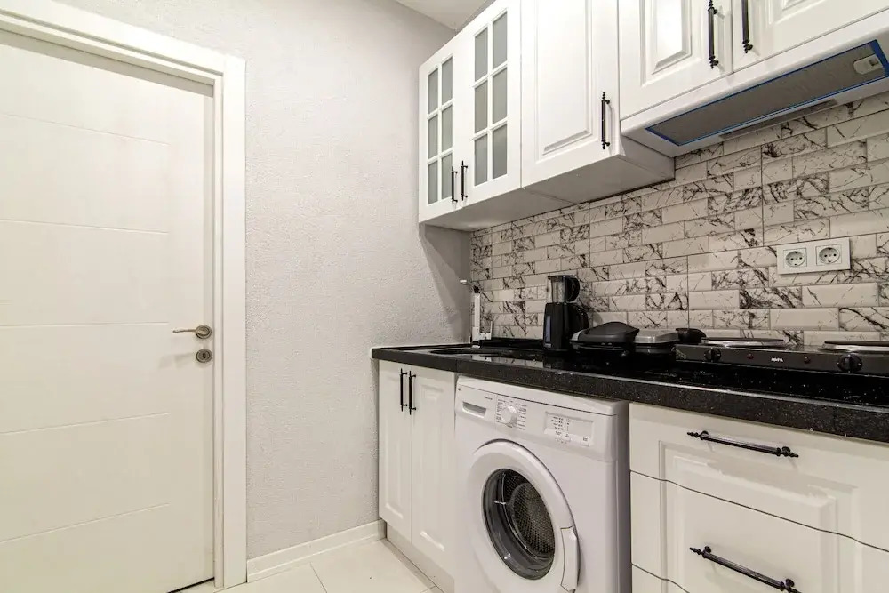Centrally Located Apartment With Backyard in Sisli