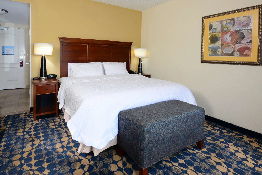 Hampton Inn & Suites Durham North I-85