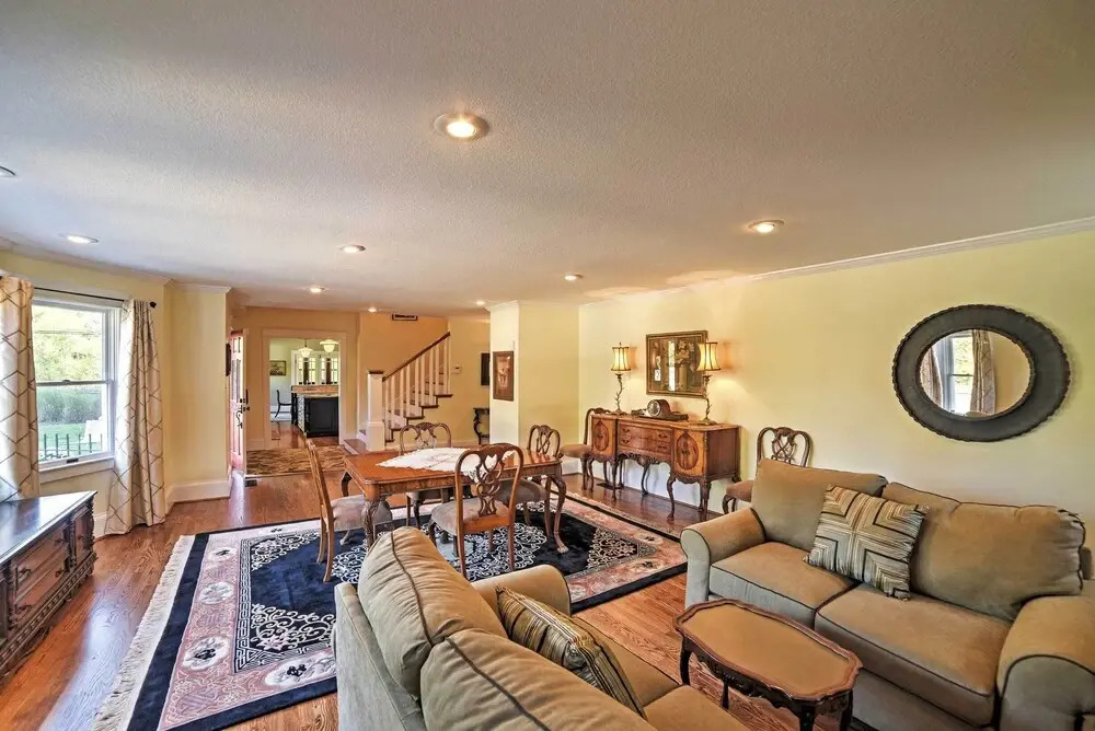 Spacious & Stunning Cleveland Getaway on 1 Acre