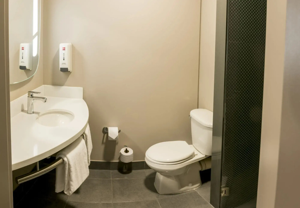 Hotel Ibis Cali Granada