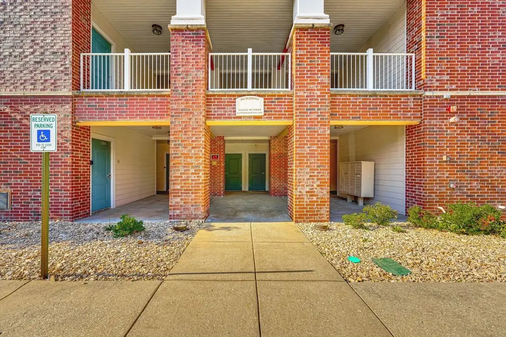 Quiet Condo w/ Patio: 3 Mi to Dtwn Branson!