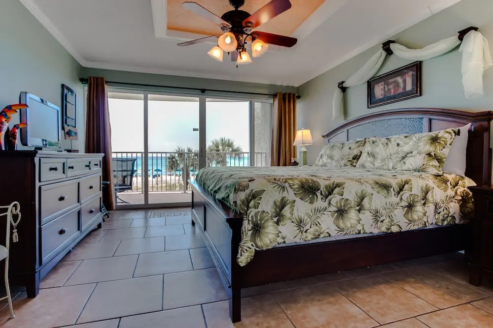 Long Beach 2 - 102 - 1057602