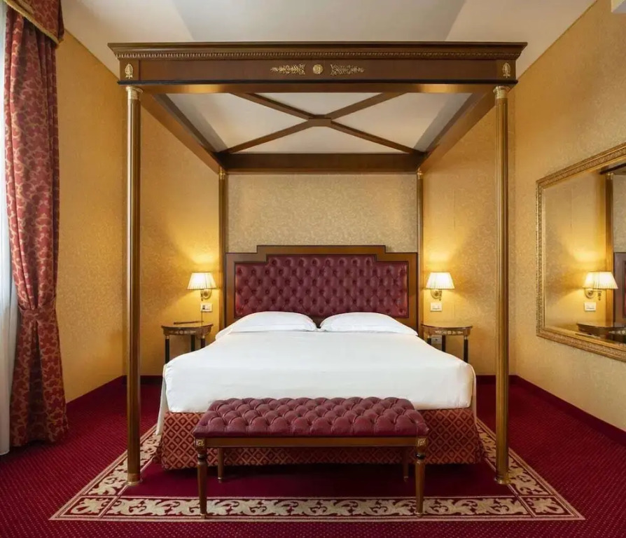 Hotel Maxim