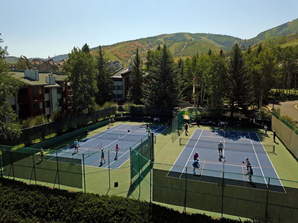 Snow Flower 159 2 Bedroom Condo by RedAwning