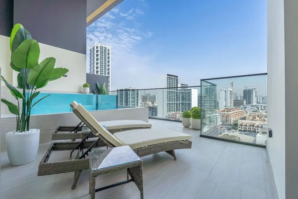 Tranquil 2 Bedroom in Binghatti Onyx With a Private Pool and City View