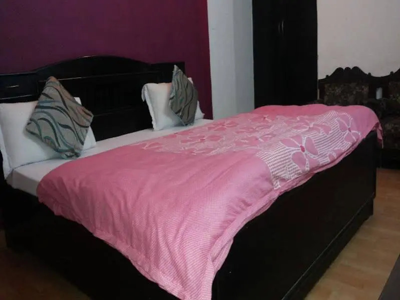 Hotel O Manraj B&B