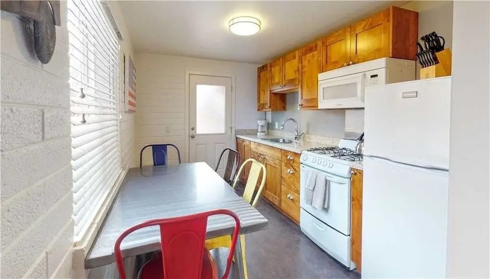 Purple Sage Flats #5 1 Bedroom Apts