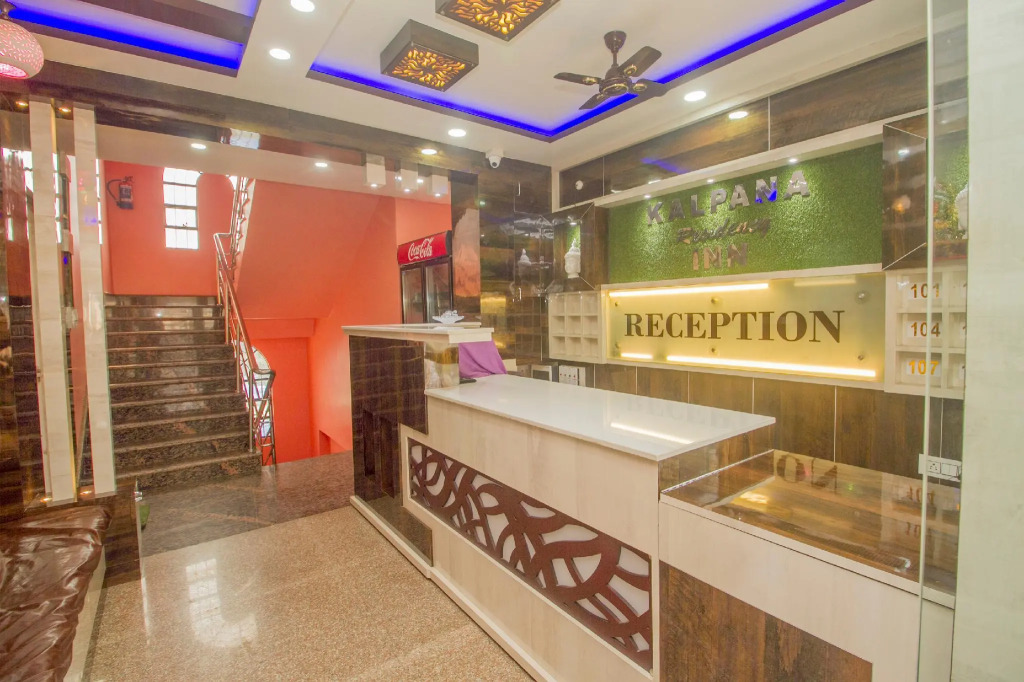 OYO 69895 Kalpana Residency Inn