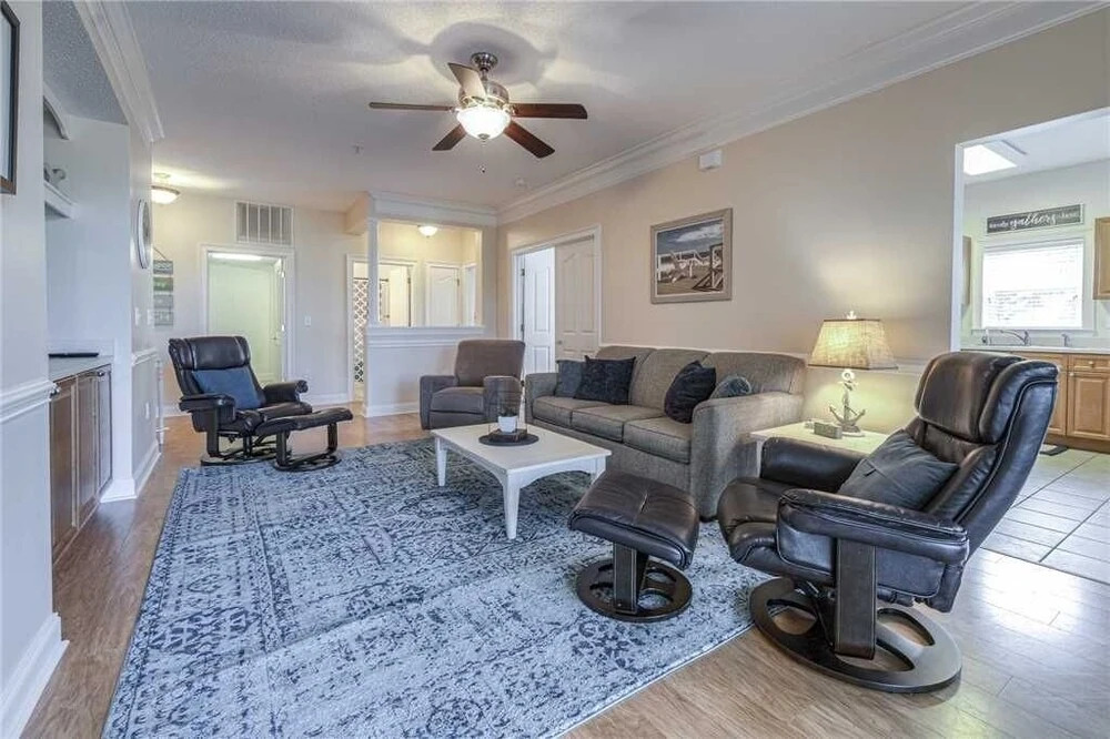 Havens 712 3 Bedroom Condo by Redawning