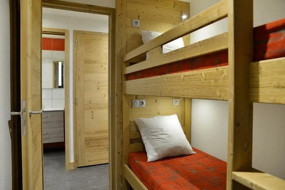 Residence LES Coches Apartment in a Family Resort at the Bottom of the Slopes Bac113