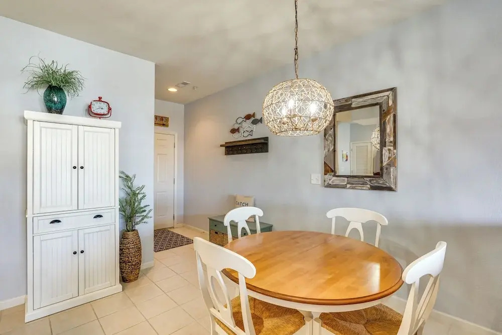 Lake Ozark Condo w/ Water Views & Pool Access!