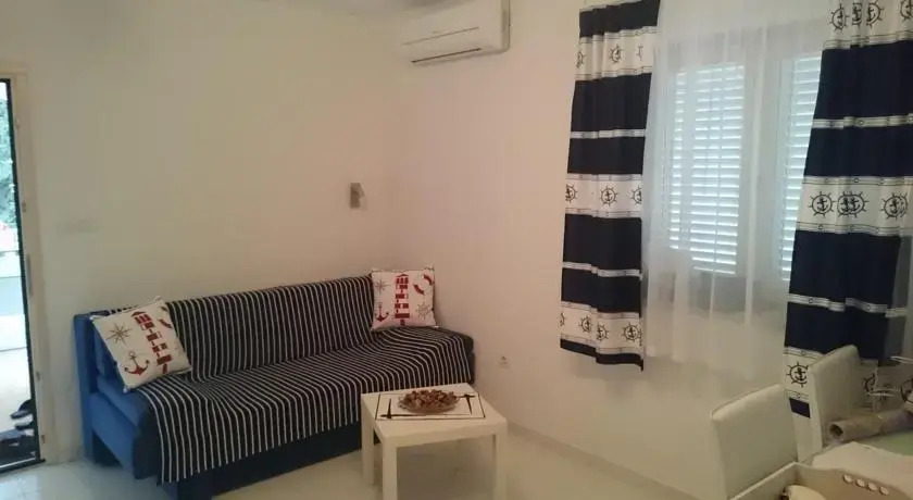 Apartments Tila
