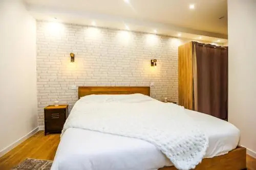 Superbe Appartement - Hyper Centre - 2 Chambres - Wifi