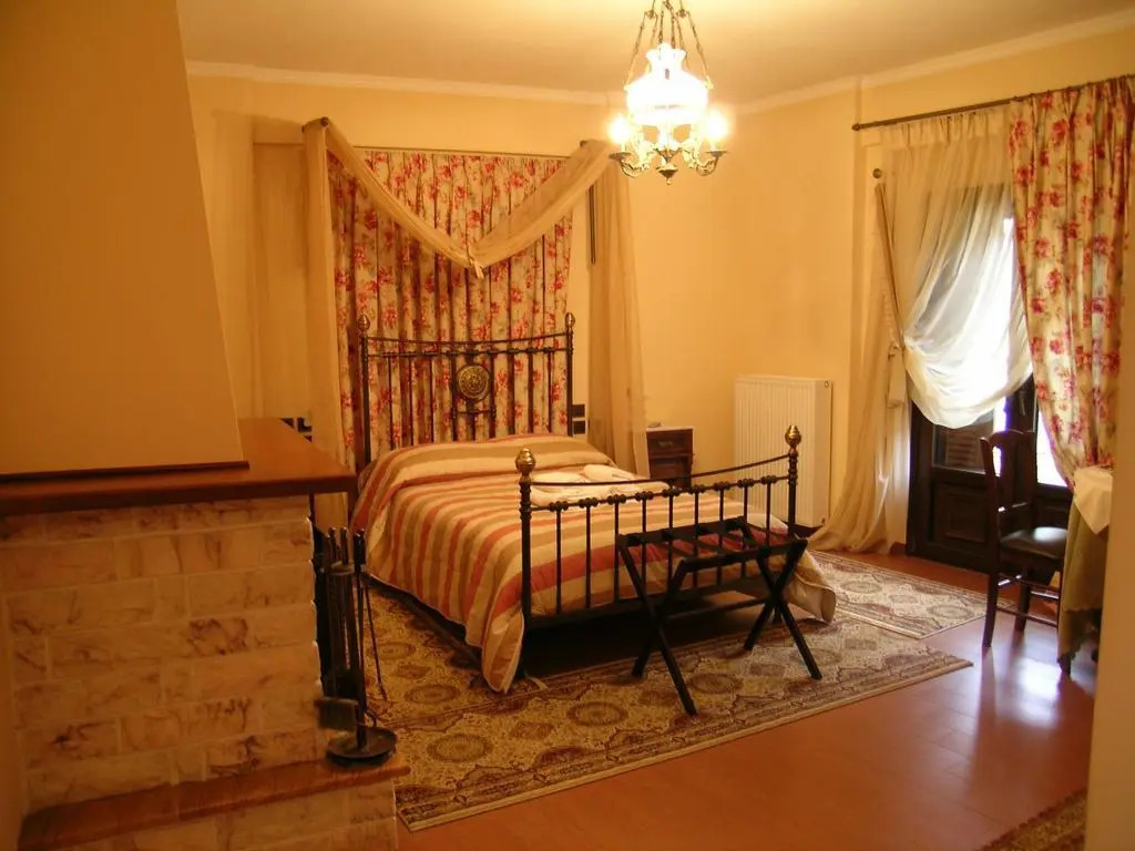 Aristarchos Lodge