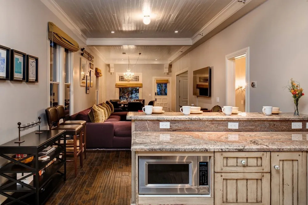 Abode at Heirloom House