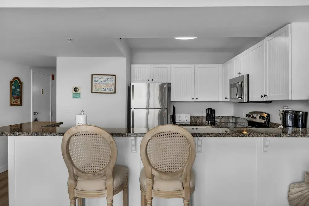 Pelican Beach Resort 1207
