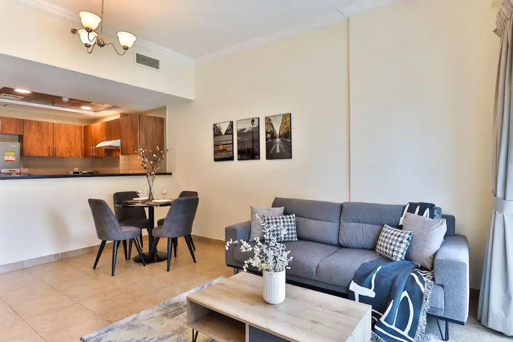 HiGuests - Golf View Residence