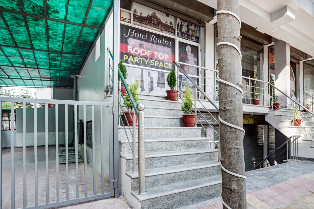 Hotel O Rudra palace