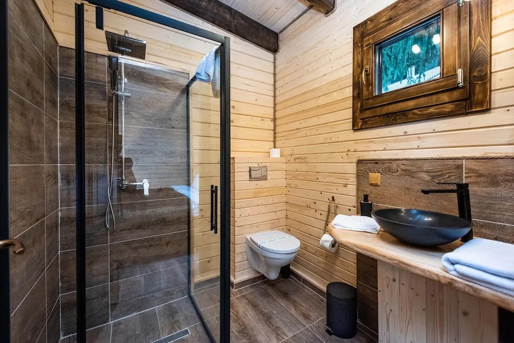 Q Chalet
